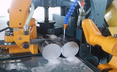 廉江卧式带锯床的送料方式有哪几种？